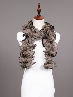 HAND-CRAFTED RUFFLE SCARF